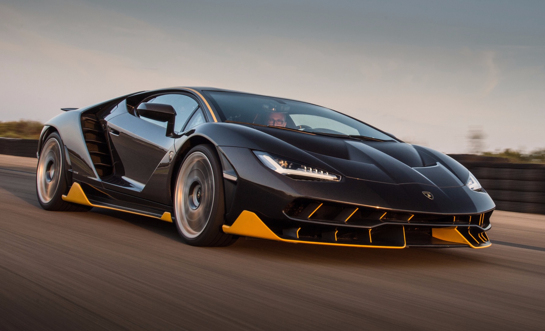 News - Lamborghini Quashes Any Doubt About V12's Fading ...