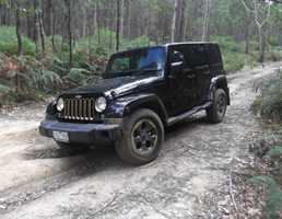 2014 JEEP WRANGLER UNLIMITED 4D SOFTTOP DRAGON 4X4