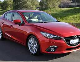 2014 MAZDA MAZDA3