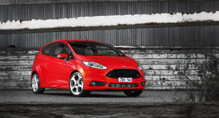 2013 FORD FIESTA