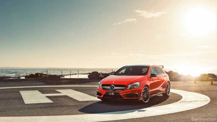 2013 MERCEDES-BENZ A45 5D HATCHBACK AMG