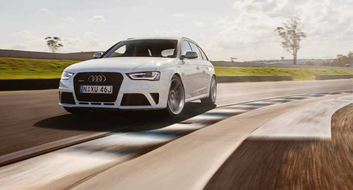 2013 AUDI RS4 4D WAGON AVANT QUATTRO
