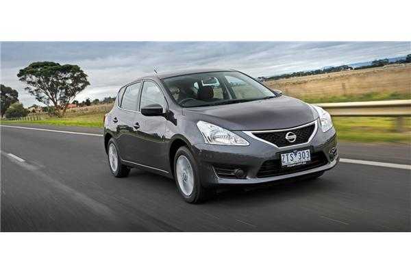 2013 NISSAN PULSAR 5D HATCHBACK