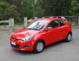 2013 HYUNDAI I20 3D HATCHBACK