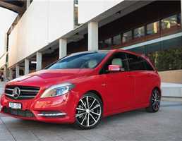 2013 MERCEDES-BENZ B200