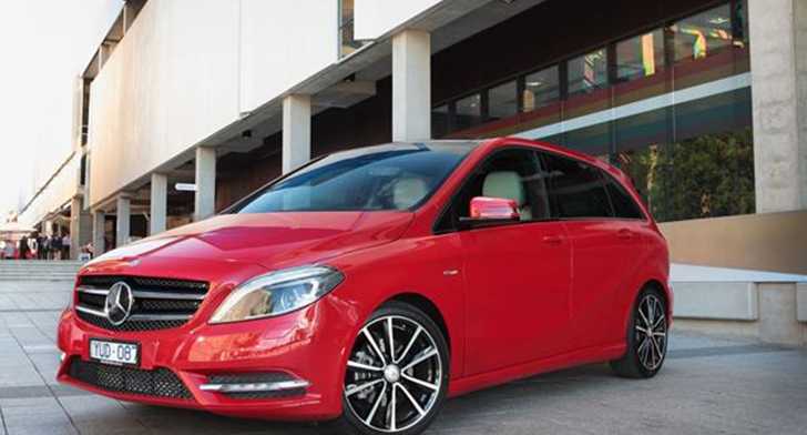 2013 MERCEDES-BENZ B200
