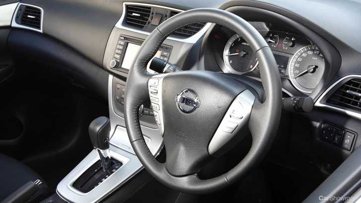 2013 NISSAN PULSAR