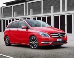 2012 MERCEDES-BENZ B200 5D HATCHBACK
