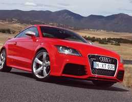2011 AUDI TT RS