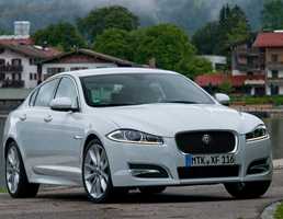 2011 JAGUAR XF 4D SEDAN