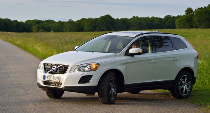 2011 VOLVO XC60 4D WAGON T5
