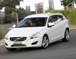 2011 VOLVO V60 4D WAGON T5