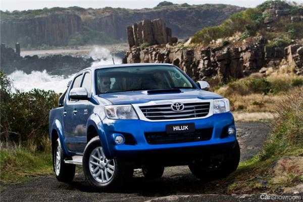 Review - 2011 Toyota Hilux Review and First Drive