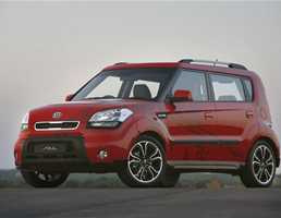 2011 KIA SOUL 5D HATCHBACK