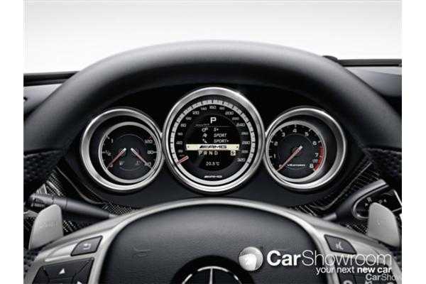 2011 MERCEDES-BENZ CLS 4D COUPE