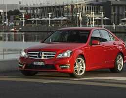 2011 MERCEDES-BENZ C200