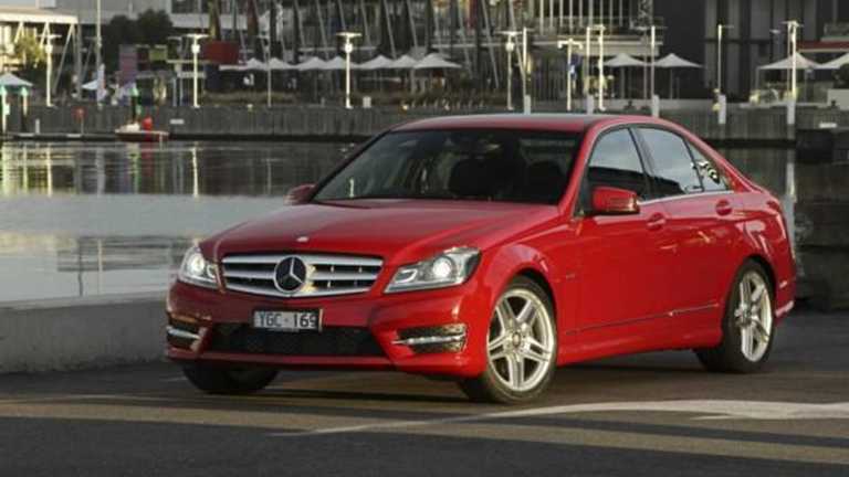 2011 MERCEDES-BENZ C200