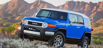 2011 TOYOTA FJ CRUISER 4D WAGON