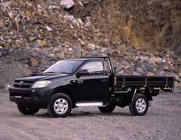 2010 TOYOTA HILUX C/CHAS SR 4X4
