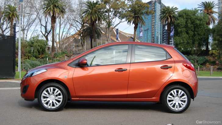 Review - 2010 Mazda2 Neo Hatchback - Car Review