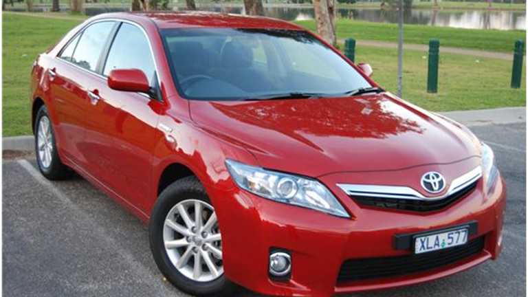 2010 TOYOTA CAMRY 4D SEDAN HYBRID