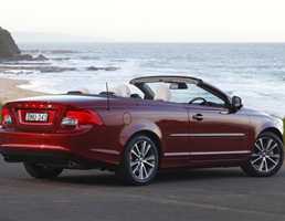 2010 VOLVO C70 2D CONVERTIBLE