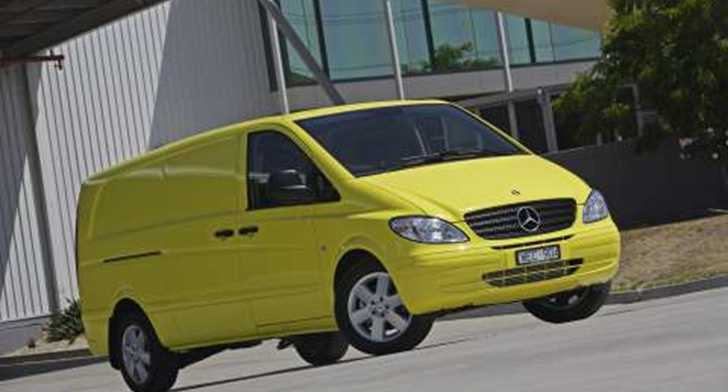 2010 MERCEDES-BENZ VITO