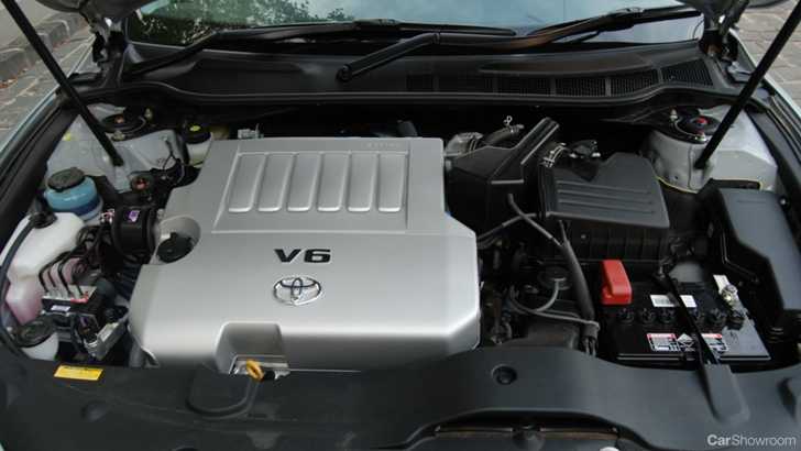 2010 TOYOTA AURION AT-X