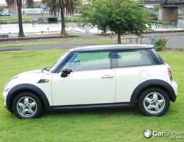 2010 MINI COOPER