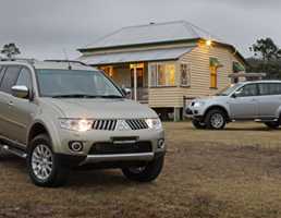 2010 MITSUBISHI CHALLENGER