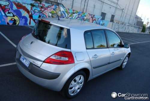 2009 RENAULT MEGANE
