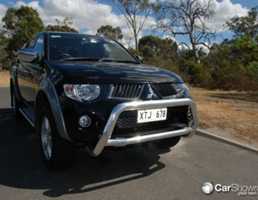 2010 MITSUBISHI TRITON