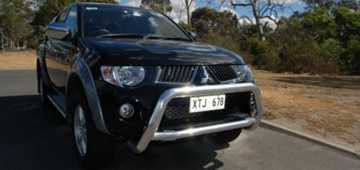 2010 MITSUBISHI TRITON