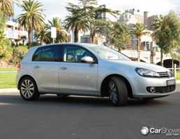 2009 VOLKSWAGEN GOLF
