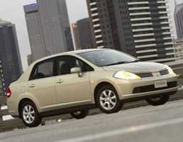 2009 NISSAN TIIDA