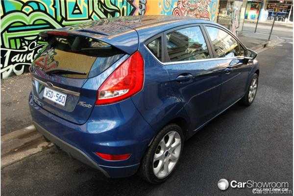 2009 FORD FIESTA