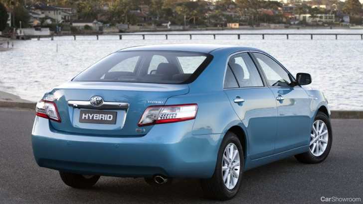 2010 TOYOTA CAMRY