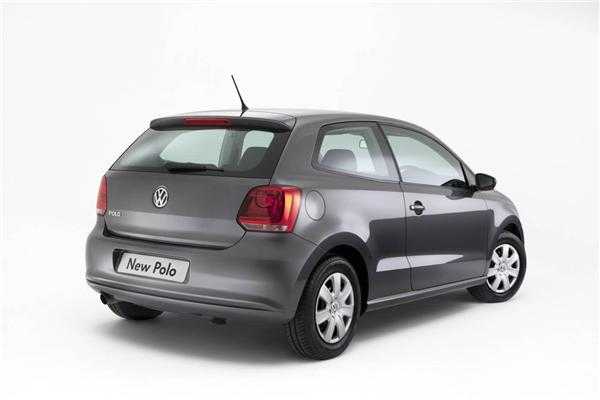 2010 VOLKSWAGEN POLO