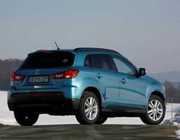2010 MITSUBISHI