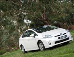 2010 TOYOTA PRIUS 5D HATCHBACK