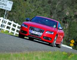 2010 AUDI S5