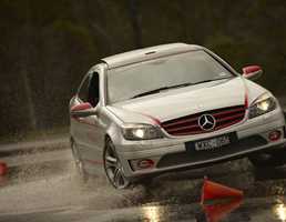 2010 MERCEDES-BENZ