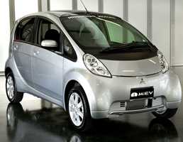 2010 MITSUBISHI