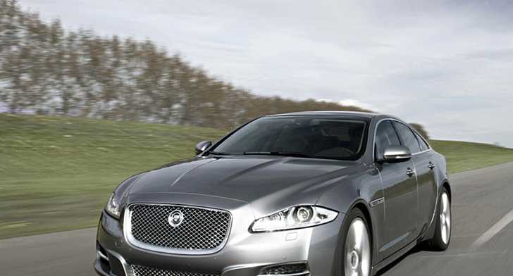 2010 JAGUAR XJ 4D SEDAN