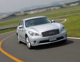 2010 NISSAN