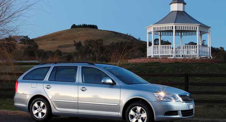2010 SKODA OCTAVIA