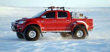 2010 TOYOTA HILUX