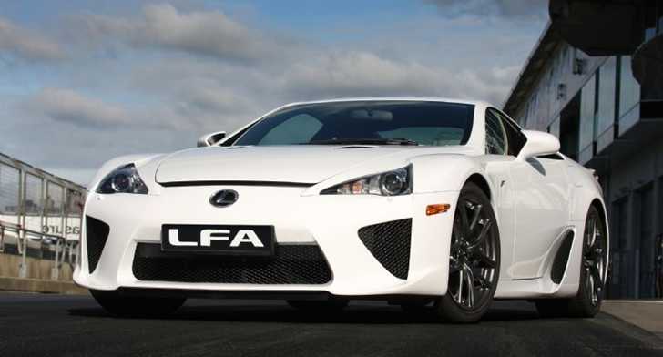 2010 LEXUS