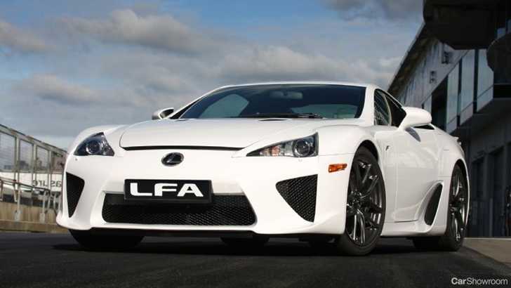 2010 LEXUS