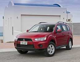 2010 MITSUBISHI OUTLANDER
